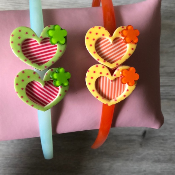 🐷2/$10 2pc Plastic Headbands - Picture 2 of 2